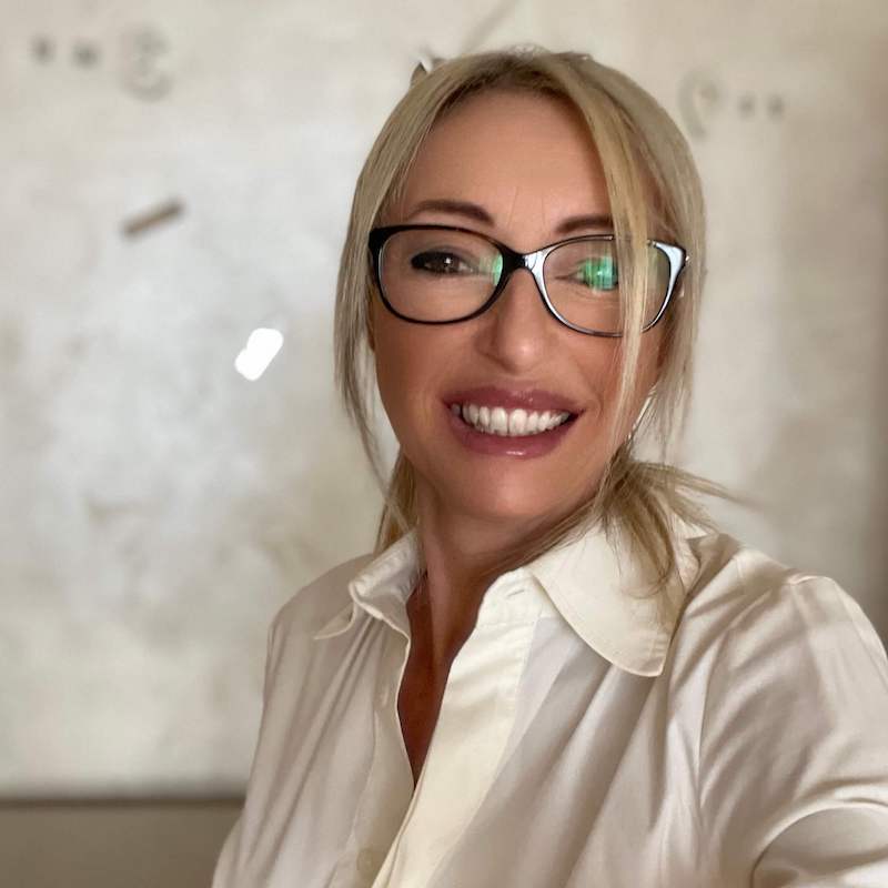 Laura Calosso